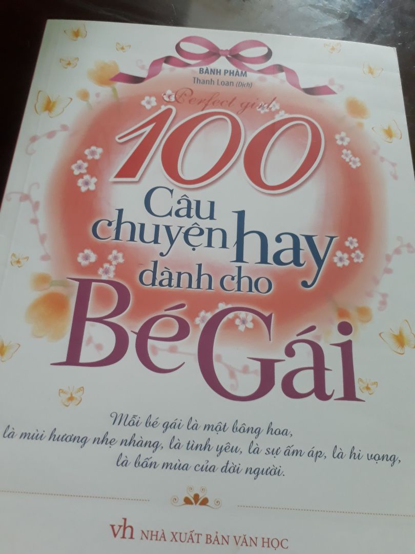 Sách giấy và bìa chất lượng tốt in nhiều hình ảnh, màu sắc đẹp, nội dung rất hay và bổ ích cho bé, nuôi dưỡng tâm hồn trẻ thơ . Giao hàng nhanh 1 ngày là nhận đc