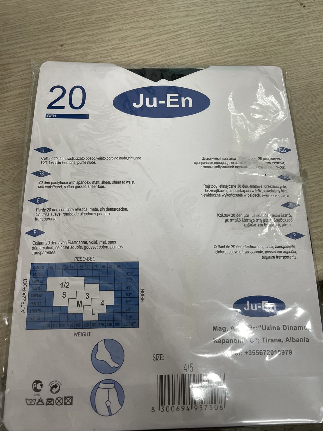 Tất ghi freesize dưới 60kg, size L, nhưng 1m55 cố kéo cũng k vừa, tất chỉ dành cho người dưới 1m50, mng chú ý để ko mua mất tiền nhé!