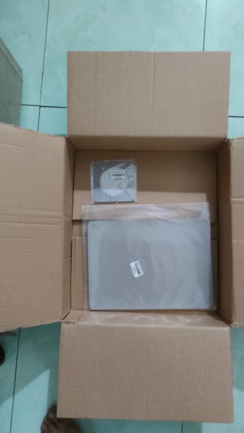 Hàng giống như mô tả, đường may đẹp, chất lượng thì phải sử dụng 1 thời gian mới biết được,
Phù hợp với giá tiền
Nếu shop có size nhỏ hơn chút thì đẹp
Các bạn nên mua