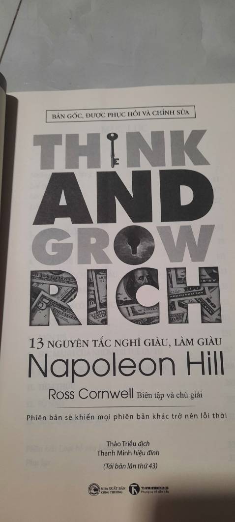 Mình đặt tái bản 2019 rốt cuộc giao tái bản lần 43 nên không khớp vs sách đang đọc cùng CLB. Có thể đổi lại được không?