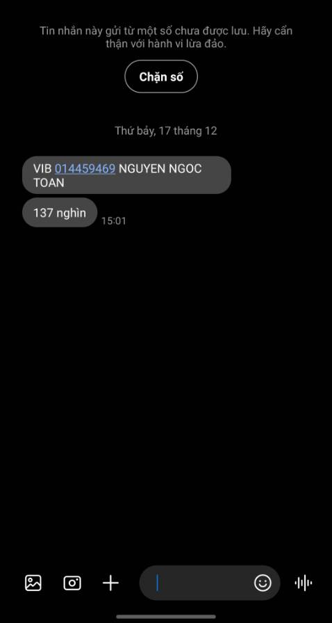 Không hài lòng, đặt mặt kiếng full viền đen, giao loại ko full viền. Làm ăn mất uy tín giá loại này rẻ hơn full viền đen, bám vân tay ko tốt mình đã từng mua. Mình mới bóc cái cũ ra ko để ý. Giờ muốn dán để dụng dụng tránh sướt. Nãn