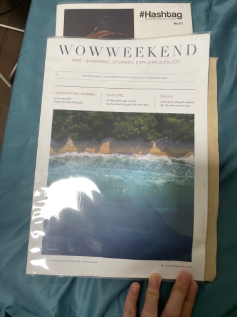 Cuốn tạp chí siêu đẹp, siêu thích luôn ấy. Cách kể chuyện hay miêu tả giàu cảm xúc, nói chung với mình 10/10 và không bao giờ thất vọng với thương hiệu nì.