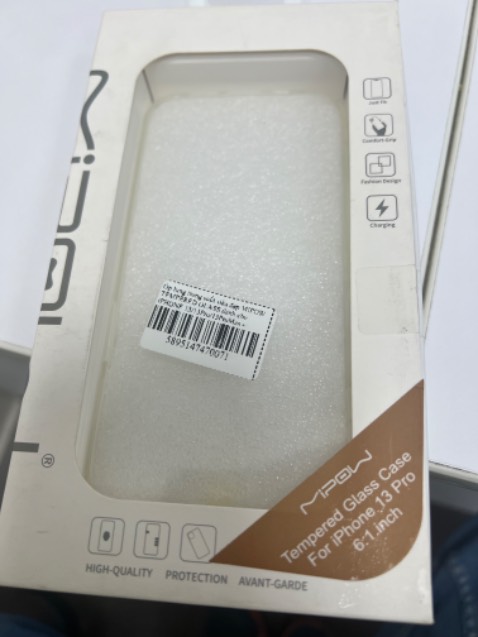 Hàng cũ, ố màu. Đề nghị trả lại hàng!