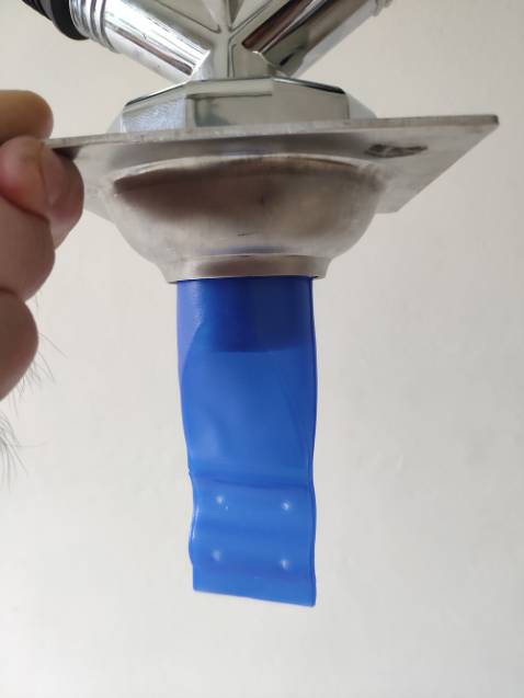 Rât chất lượng, sạch sẽ hết mùi, trước không biết để nước thoát lênh láng ra sàn bẩn vô cùng, nay lắp bộ này vào đã rất tốt