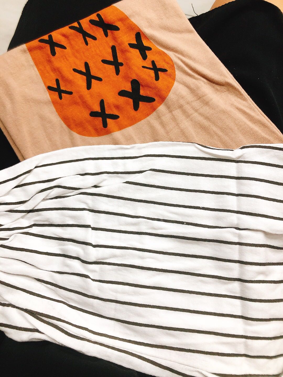 Shop giao hàng nhanh, đồ đẹp mặc rất dễ thương