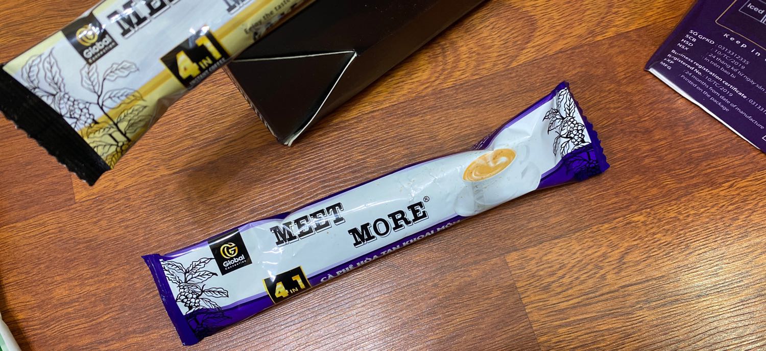 Hạn sử dụng trên hộp là 23/02/2023
Hạn sử dụng trên gói cà phê là 20/09/2*** số Gói cà phê nhàu nát vón cục.
Trải nghiệm mua hàng cực kì tệ