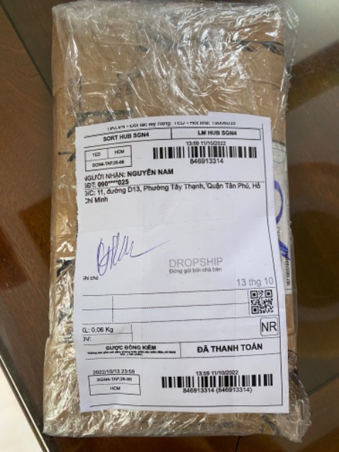 Tem của Vĩnh Xuân nhìn khá kém chứ ko phải tem của nhà nhập khẩu Viết Sơn. 
Giao nhanh. 
Đóng gói thì để trong bìa carton và quấn payer. 
Nói chung nên cẩn thận hơn. Tem của Vĩnh Xuân nhìn khá kém chứ ko phải tem của nhà nhập khẩu Viết Sơn. 
Giao nhanh. 
Đóng gói thì để trong bìa carton và quấn payer. 
Nói chung nên cẩn thận hơn.