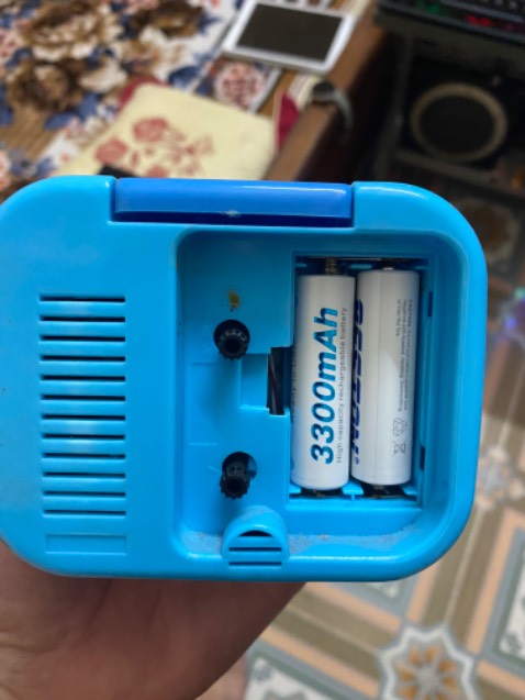 Pin chạy tốt,sạc đầy dùng để chạy đồng hồ được mấy ngày chưa thấy hết.