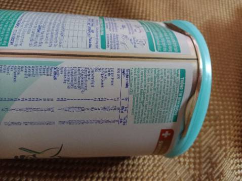 Sữa méo mó.bật cả nắp hộp.ko biết chất lượng sữa có bị ảnh hưởng j k