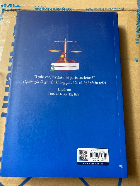 Sản phẩm rất xinh đẹp tuyệt vời, tôi không thể trông đợi gì hơn. Cảm ơn nhà cung cấp, nhà sản xuất, cảm ơn người bán hàng, cảm ơn sàn thương mại điện tử, cảm ơn người vận chuyển để tôi có cơ hội dùng sản phẩm tốt như thế này.