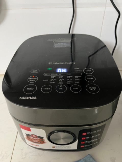 Đã đặt mua. Nồi được giao đúng mô tả, giao hàng đúng lịch. Chất lượng nồi tốt, nấu cơm thành phẩm ngon.