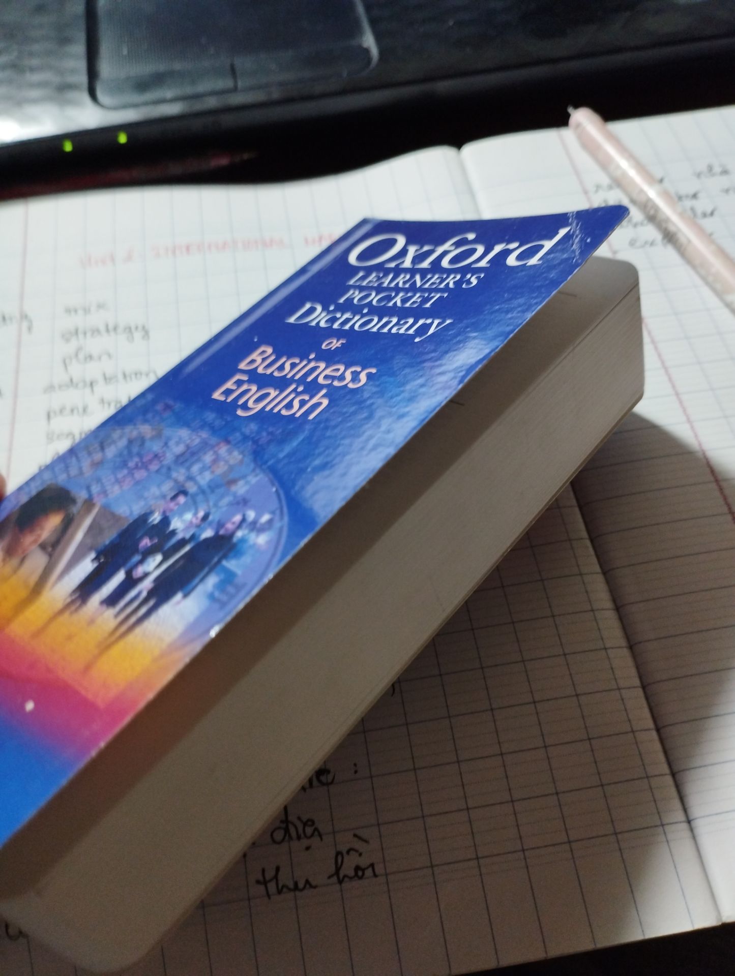 tiện lợi nhỏ gọn dễ mang theo, đầy đủ từ vựng chuyên ngành