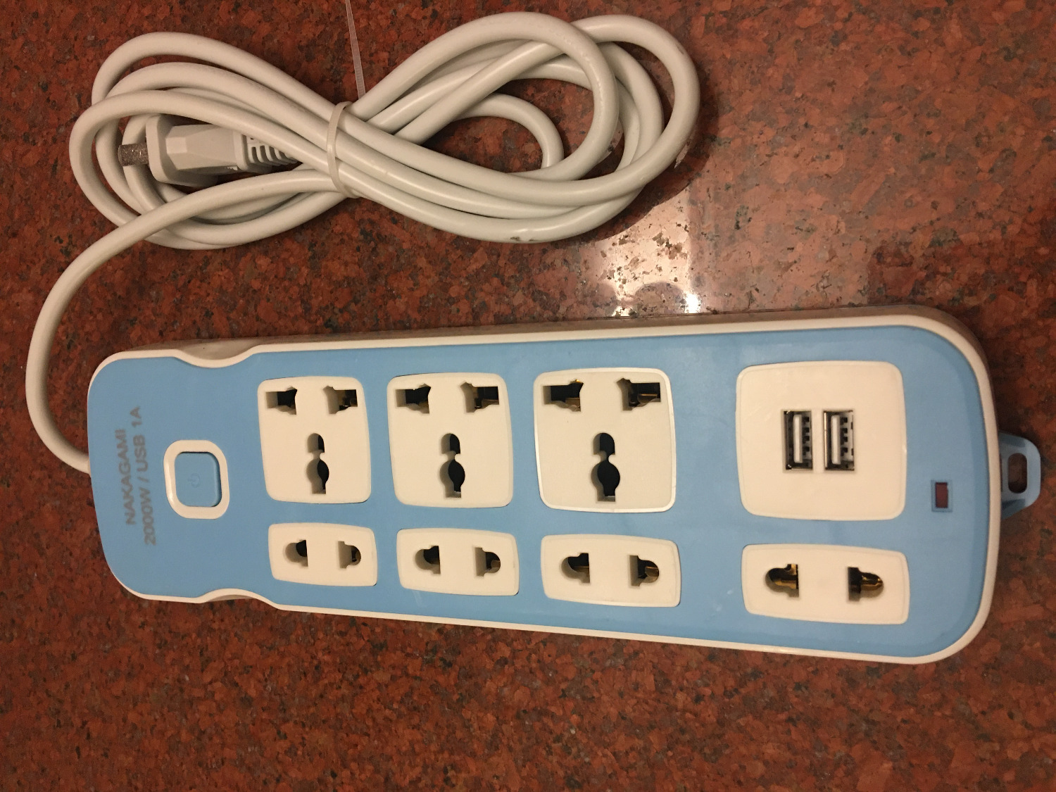 Tiki giao hàng nhanh quá, vừa đặt hôm qua, hôm nay tôi đã nhận hàng.
Hàng đóng gói chắc chắn, và sản phẩm bên trong rất ổn, kể cả tấm ốp đằng sau lưng.
Tôi đang dùng tất cả các chức năng, thấy đều ổn.
Cám ơn TIKI.