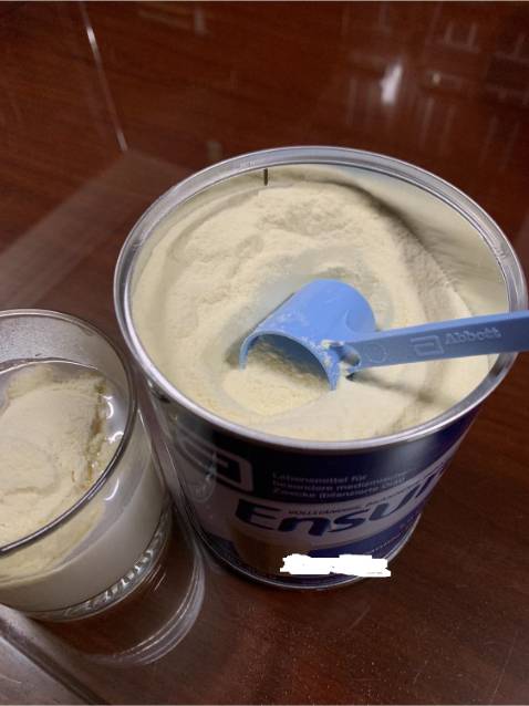 Chuyện giao hàng chậm thì ko trách được ai vì shop cũng giao nhanh, tiki cũng có trách nhiệm và mình cũng đôn đốc tuy nhiên hàng chậm thì vẫn chậm thì ko biết nên đánh giá vào ai ?
Mình thường xài Ensure Mỹ nên hàng Úc cũng mới thử và đây là shop đầu tiên hộp đầu tiên, chưa biết chất lượng như thế nào do đó chưa đánh giá về chất lượng được. Mình mua cho người khác nên để họ xài xong rồi cho nhận xét về chất lượng sau nha.