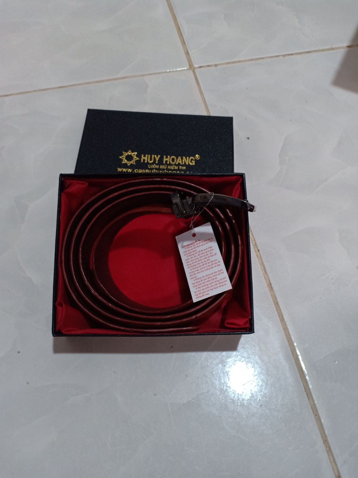 dây nịt rất tốt và màu sắc quá đẹp da rất mềm mại dong gói rất chu đáo