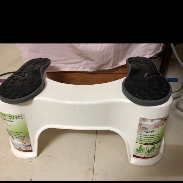 Mẹ tui khen quá trời !chất liệu nhựa thấy cứng cáp còn  độ bền chờ thời gian trả lời