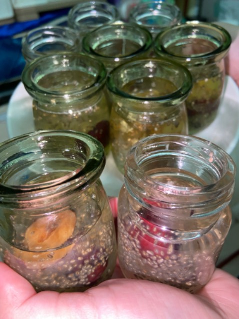 Mình mua hạt chia về dùng để chưng với yến, bỏ vào sữa chua yến mạch ăn đều ok, tốt cho sức khoẻ, giá thành ok nên sẽ ủng hộ lâu dài Mình mua hạt chia về dùng để chưng với yến, bỏ vào sữa chua yến mạch ăn đều ok, tốt cho sức khoẻ, giá thành ok nên sẽ ủng hộ lâu dài