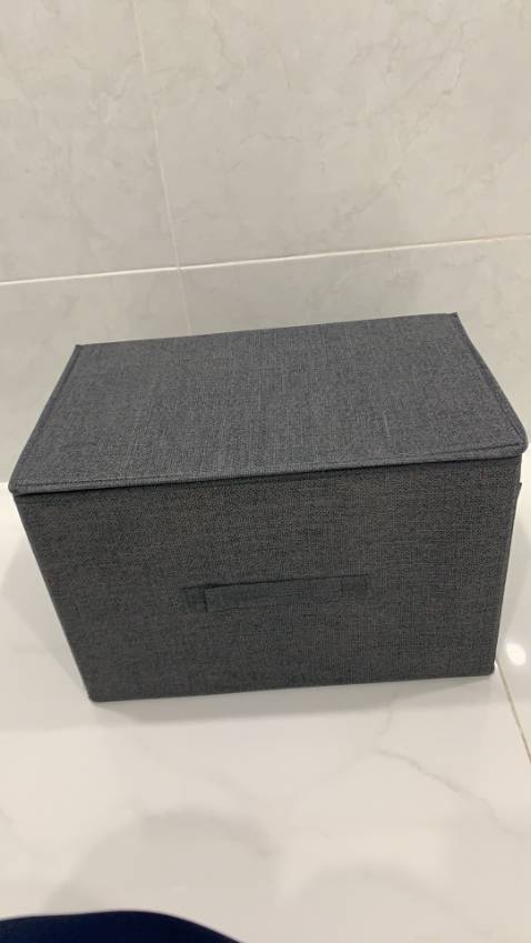 Giao hàng nhanh hơn dự kiến,  đáng giá tiền...
Sản phẩm đẹp và chắc chắn lắm luôn nha mọi người ???????????? hộp có nắp nhìn cũng khá xịn
Bỏ trong tủ quần áo xinh xinh, lạ mắt. để ở văn phòng tài liệu cũng đc luôn!!