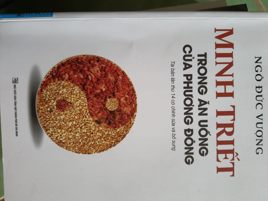 Nói về lợi ích của việc ăn chay, thiền,... có nhiều sự ảnh hưởng từ phật giáo, có nhiều sách cũng nói về những vấn đề này rồi. quyển nay như sự tổng hợp, có đưa ra ví dụ nhưng quan điểm cá nhân tôi không quá tin tưởng, có lời khuyên có ích nhưng cũng có 
vài lời khuyên hơi cực đoan