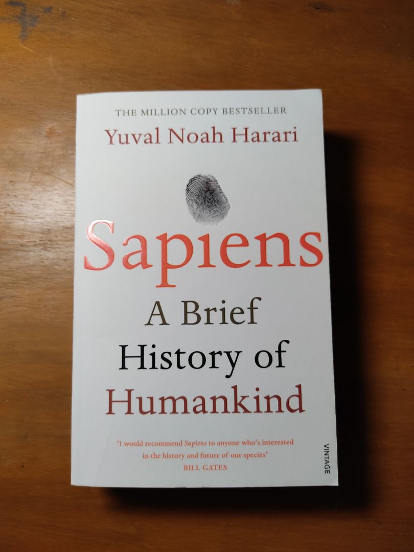 Giao hàng chậm, mình nhắn tin giục mấy ngày mới thấy Tiki phản hồi nên trừ một sao. Sách được đóng gói cẩn thận, không xước xát.