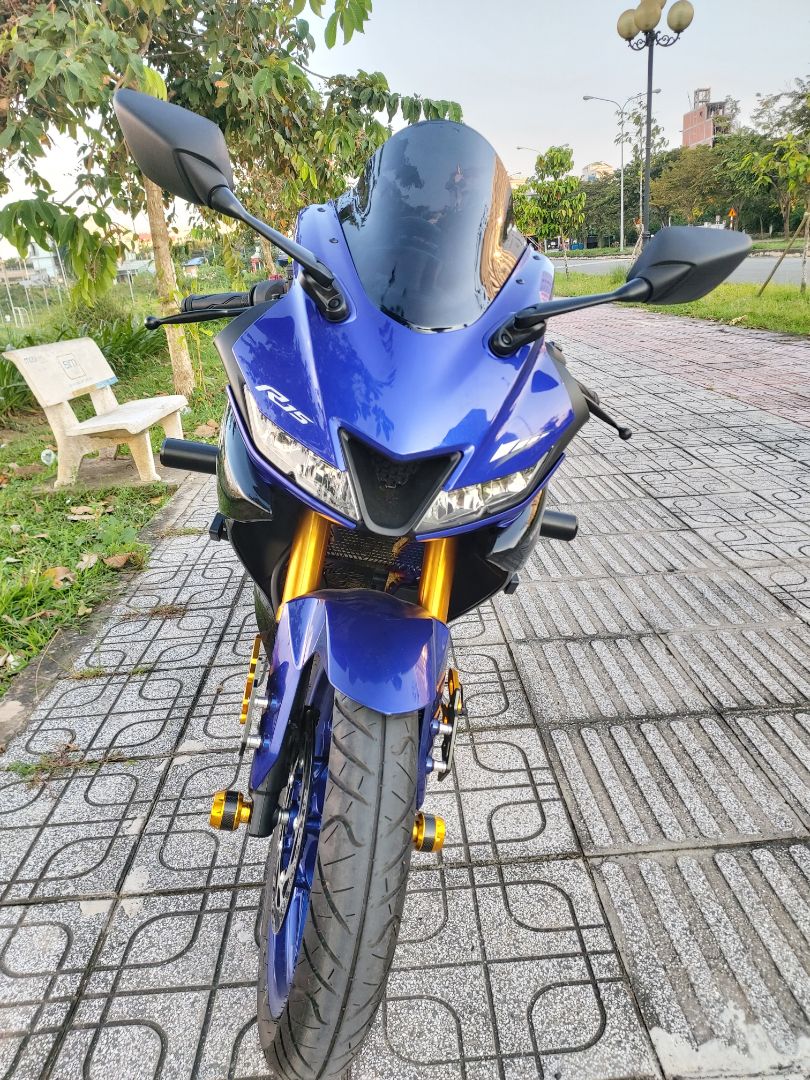 kiểu dáng quá đẹp, hàng nhập khẩu nguyên chiếc, mới 100%, mua trên Tiki giá quá tốt với đầy đủ chính sách ưu đãi, bảo hành tại cửa hàng, thủ tục nhanh gọn lẹ, trong vòng 1 tiếng là lấy được xe ... Triệu like Tiki