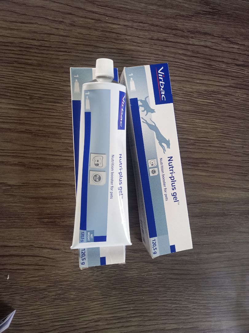 Gói hàng kỹ. Tuýp khá là to. 2 em nhà mình lúc đầu cũng không quen lắm. Nhân viên giao hàng thân thiện, nhiệt tình.