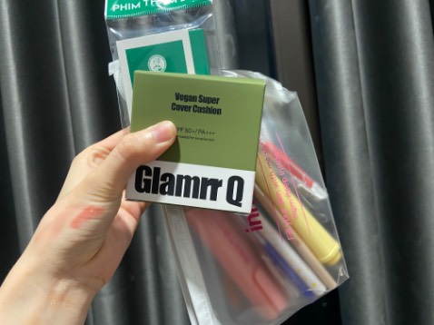 Xuất sắc tiki oiiii, giao nhanh, quà xinh, shipper quá nhiệt tình xứng đáng tăng lương, luôn tin tưởng, hàng chuẩn, giá tốt