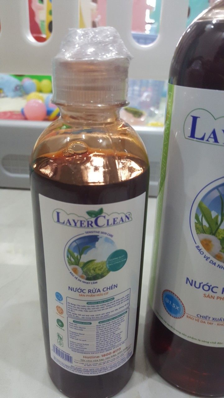 Hài lòng. dăt 1 can 5l, 1 chai 800ml dc tang 1 chai 300ml. cám ơn shop nhiêu. dóng gói cẩn thận, sachk dep
