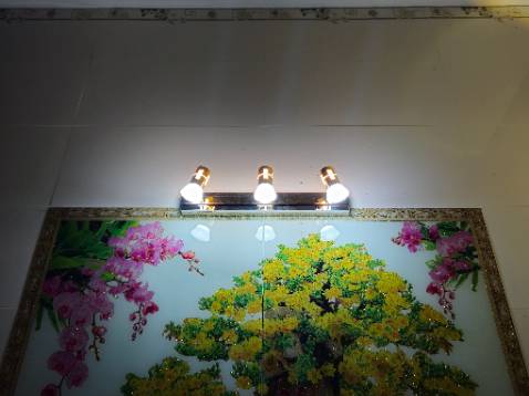 Đẹp, 3 chế độ sáng, hàng giao không ốc vít