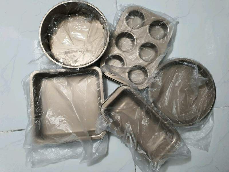 tưởng bé nhưng to thật, nướng bánh siêu thích luôn chống dính tốt, shop tư vấn tốt
