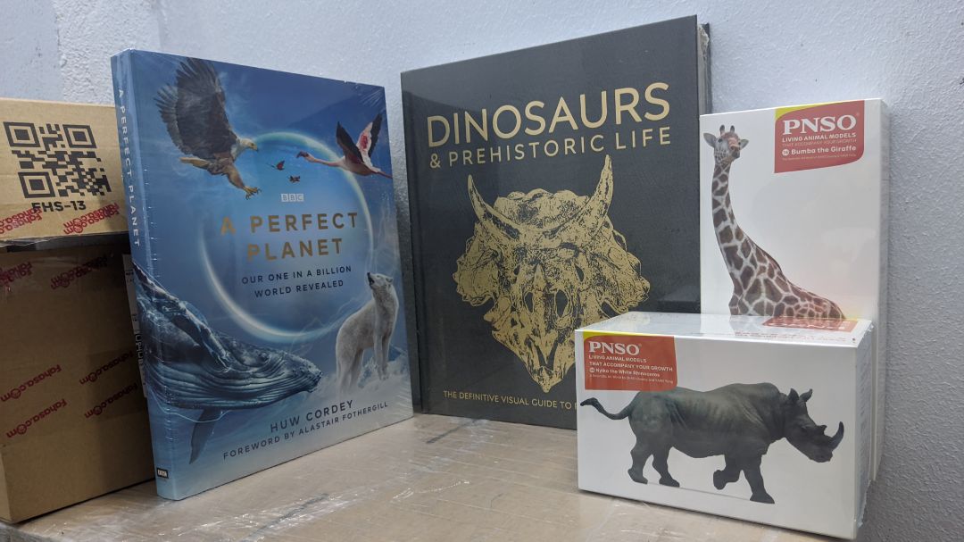 sách giao nhanh, còn nguyên seal, nội dung rất thú vị