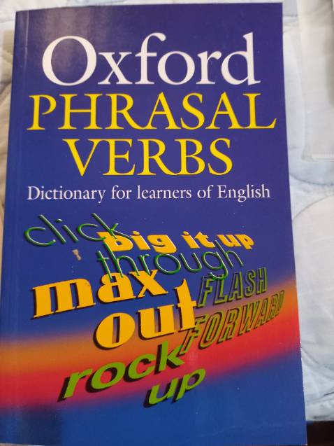 Sách có giá trị. Đóng gói