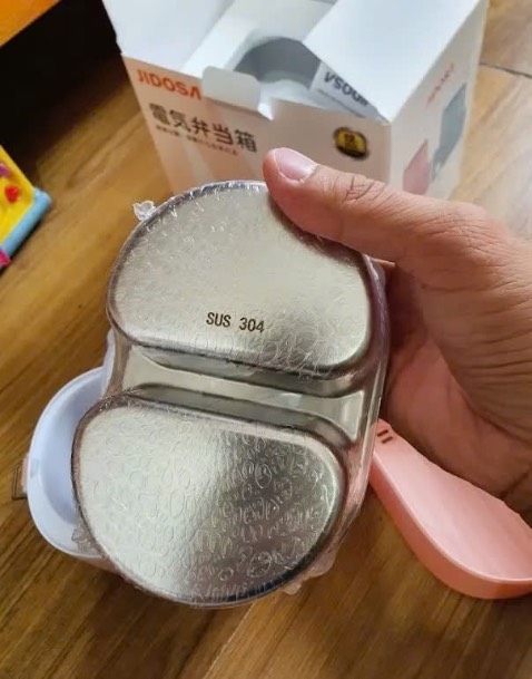 Sản phẩm chất lượng tốt, hàng khá xịn, bọc kĩ, đầy đủ đồ, màu đẹp.