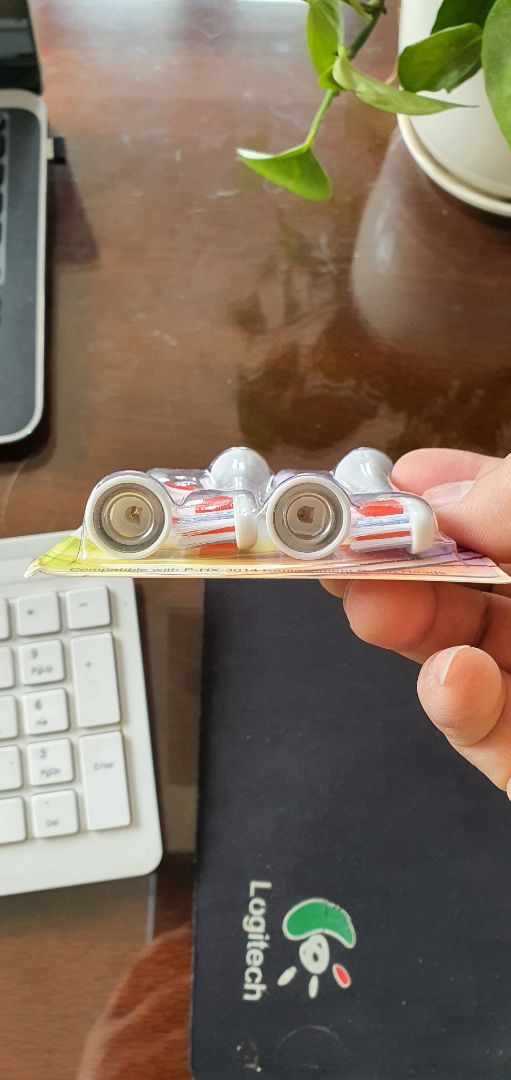 Phải nói bộ 4 đầu HX-3014 này rất bắt mắt, đẹp và chắc chắn, sợi cước đỏ, trắng, xanh. Mình lắp máy Philips ăn ngay, giá hợp lý. Nhà bán uy tín, đóng gói cẩn thânh