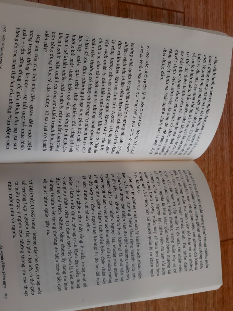 Sách rất dễ đọc, ví dụ thực tế sinh động