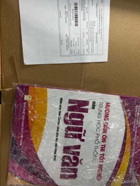 Không giao đúng sản phẩm đã chọn. Đề nghị giao lại.