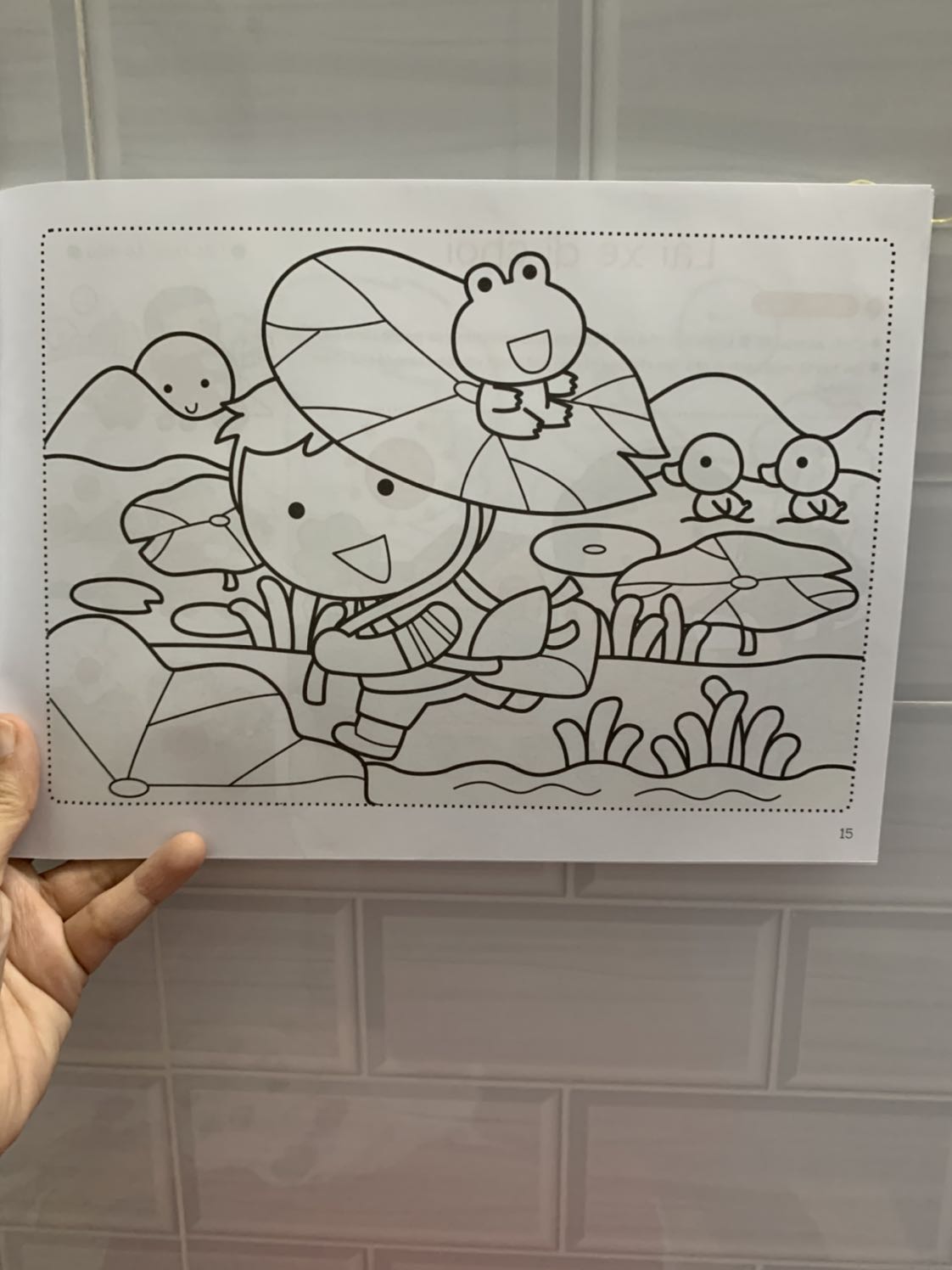 Quá đẹp. Tranh to, màu sắc tươi tắn. Nét vẽ sinh động nên bé nhà mình rất thích. Giá lại phải chăng. Sẽ cố gắng mua đủ bộ.