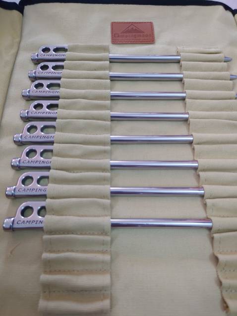 Túi đẹp, nhắc mọi người là chỉ gồm túi nhé đừng nhầm lẫn là có thêm cọc,  mua thêm cọc của shop củng có luôn nha.