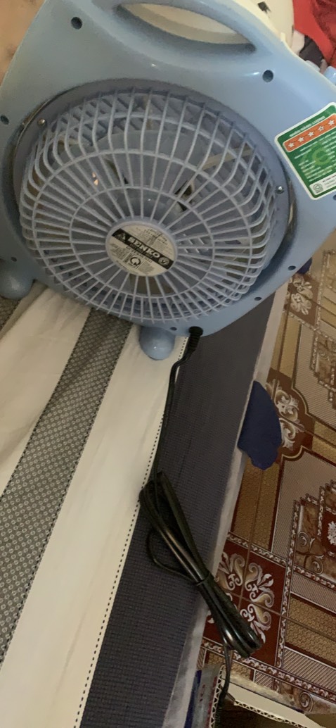 K phải nhu cầu như mình mua , mua hàng thì ship bảo thanh toán mới dc kiểm hàng , mở ra thì k đúng nhu cầu sử dụng , báo lên hệ thống thì bảo hoàn nếu như còn mới và đủ mã còn hộp . Gửi lên thì bảo thùng mở ra nên k cho đổi ? Vậy cho hỏi bên hệ thống có bị lắc k ? Giao k dc kiểm hàng?mở ra kiểm hàng …thì trả bảo đã mở thùng ko cho hoàn đơn? Ủa *** luôn ! 
Mới mua chưa dc 1 tiếng :))) K phải nhu cầu như mình mua , mua hàng thì ship bảo thanh toán mới dc kiểm hàng , mở ra thì k đúng nhu cầu sử dụng , báo lên hệ thống thì bảo hoàn nếu như còn mới và đủ mã còn hộp . Gửi lên thì bảo thùng mở ra nên k cho đổi ? Vậy cho hỏi bên hệ thống có bị lắc k ? Giao k dc kiểm hàng?mở ra kiểm hàng …thì trả bảo đã mở thùng ko cho hoàn đơn? Ủa *** luôn ! 
Mới mua chưa dc 1 tiếng :)))