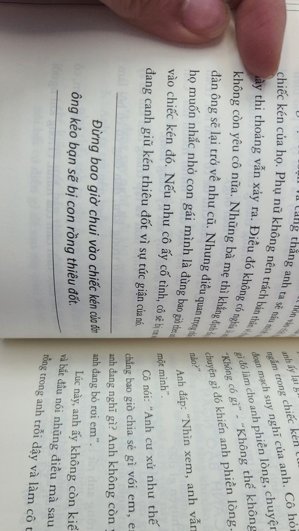 sách giao nhanh, nội dung gồm nhiều kĩ năng trong cuộc sống, cả kĩ năng hàng ngày lẫn kĩ năng khi cấp cứu. nói chung đáng mua