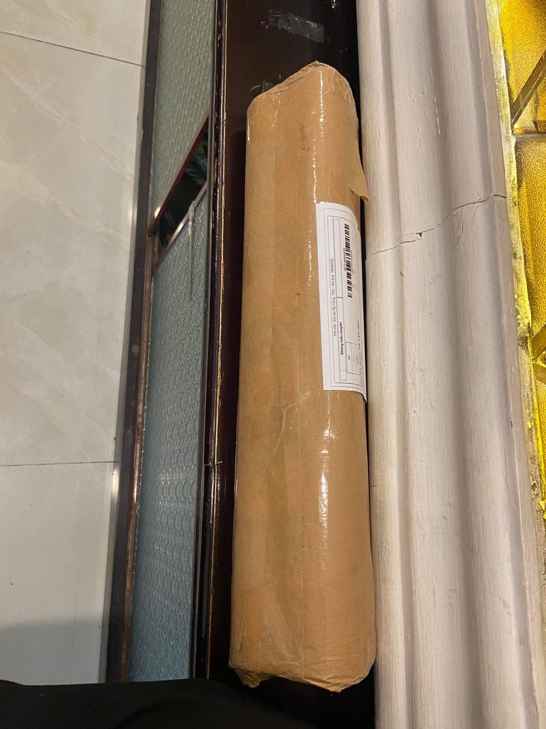 Mình đặt mua shop 5 cuộn nhưng chỉ giao có 3 cuộn
Trong khi trả tiền trước