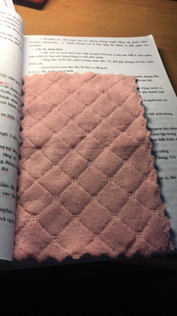 khăn đẹp và mịn lắm, chất liêu tốt, sài lau bếp nhiều lúc thấy cũng tiếc tiếc ý vì đẹp. thanks chủ shop quá nhiệt tình khăn đẹp và mịn lắm, chất liêu tốt, sài lau bếp nhiều lúc thấy cũng tiếc tiếc ý vì đẹp. thanks chủ shop quá nhiệt tình