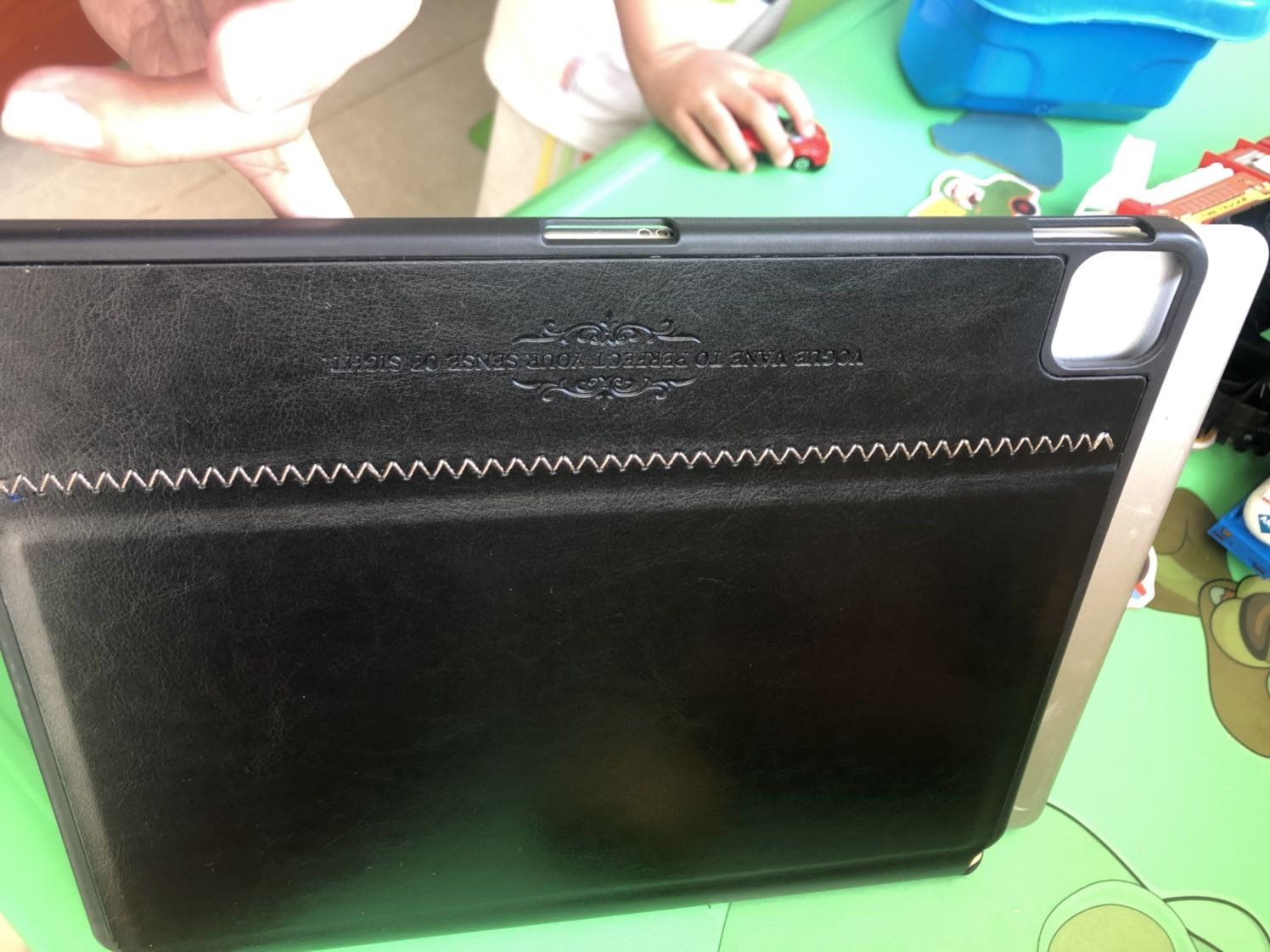 Giao hàng nhầm, order kiểu này lại giao kiểu khác nhỏ hơn, không thể sử dụng được . Kém