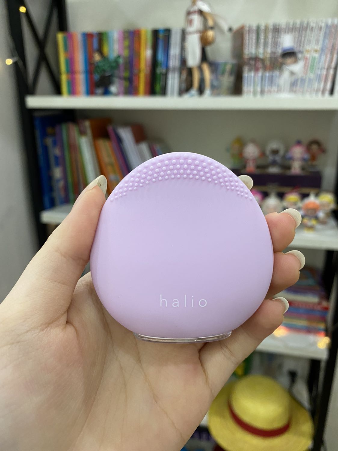 Mình thấy hàng đóng gói kĩ nè với lại giao hàng nhanh nữa, còn sản phẩm thì phần lông mềm, nhỏ gọn. Nch mình rất ưng ý khi dùng cái này.