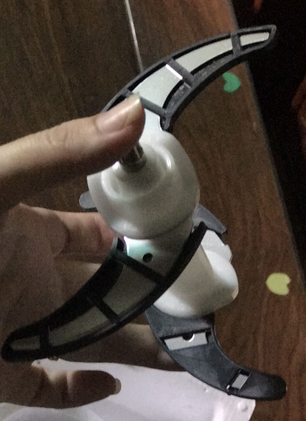 Váy đẹp, chất lượng vải tốt, đúng hình ảnh, giao hàng nhanh, shipper nhiệt tình vui vẻ, quên chụp lại hình, lần sau đặt thêm sẽ bổ sung hình sau