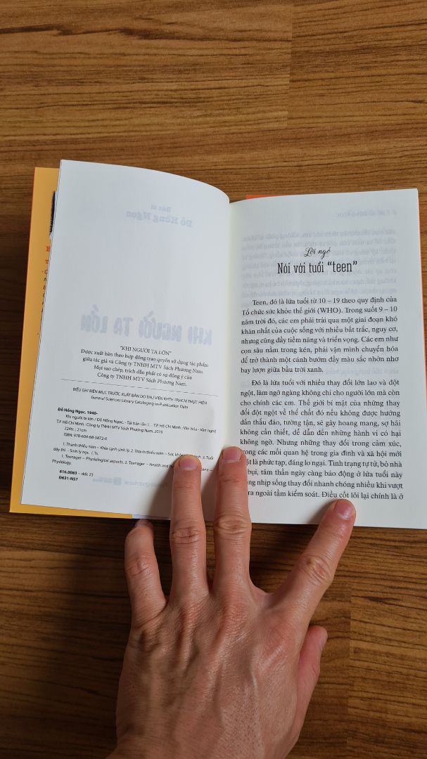 Sách đẹp, giao nhanh, giá rẻ, giọng văn của bác sĩ cũng hay nữa, mình thích bác sĩ từ hồi còn đi học lúc đọc báo mực tím cách đây cũng hơn 20 năm rồi :)