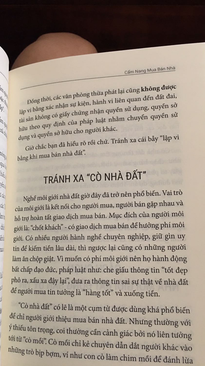 Sách viết có hệ thống bài bản, chất lượng giấy tốt, giá trên tiki rẻ hơn giá bìa,
Nội dung rất bài bản và căn bản cho người mới như mình, nói chung là khá hài lòng