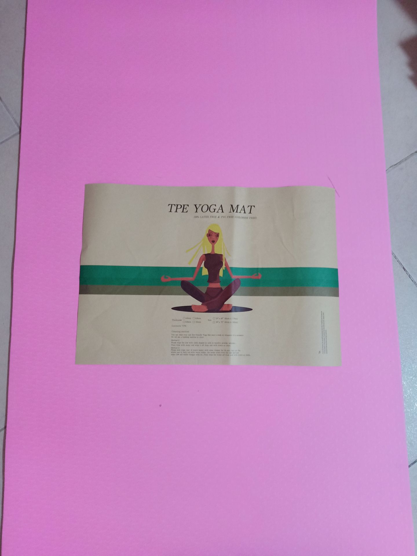 Hàng đóng gói cẩn thận, được tặng thêm túi đựng, nhìn chung rất hài lòng với sản phẩm và sẽ tiếp tục ủng hộ shop. Tuy nhiên shop nên cho khách hàng chọn màu thay vì gửi màu ngẫu nhiên. Hàng đóng gói cẩn thận, được tặng thêm túi đựng, nhìn chung rất hài lòng với sản phẩm và sẽ tiếp tục ủng hộ shop. Tuy nhiên shop nên cho khách hàng chọn màu thay vì gửi màu ngẫu nhiên.