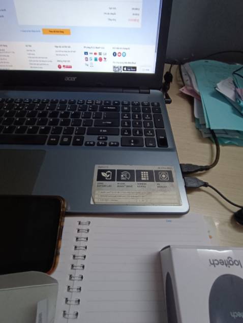 Rất hài lòng ! 
Giao hàng nhanh, đóng gói cẩn thận ,sản phẩm y như hình. Về chất lượng sản phẩm thì cũng mới sử dụng nhưng cảm thấy rất mượt, nhạy, bấm kêu êm, dây dài. Nói chung là rất OK so với giá CH , Shop nhớ xuất HĐ cho mình nhé