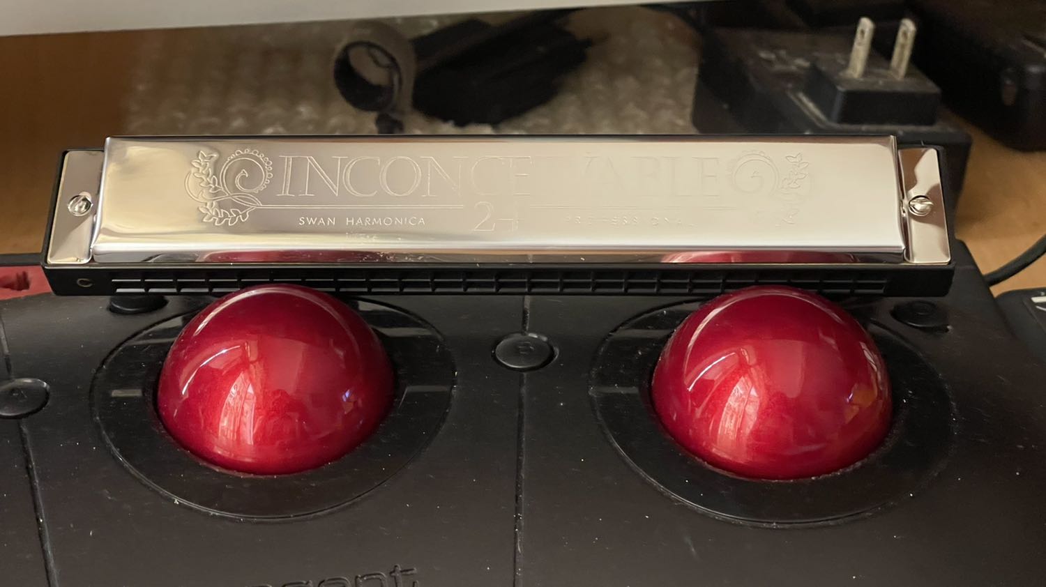 Hàng đúng như thông tin đã đăng, chất lượng tốt, âm thanh hay, đáng mua chất lượng tốt so với tầm giá quá rê.